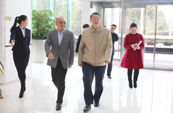 文树勋一行莅临友谊1.jpg